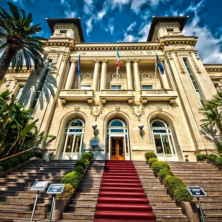 Classy Homes - A Due Passi Dal Mare Sanremo Exterior photo